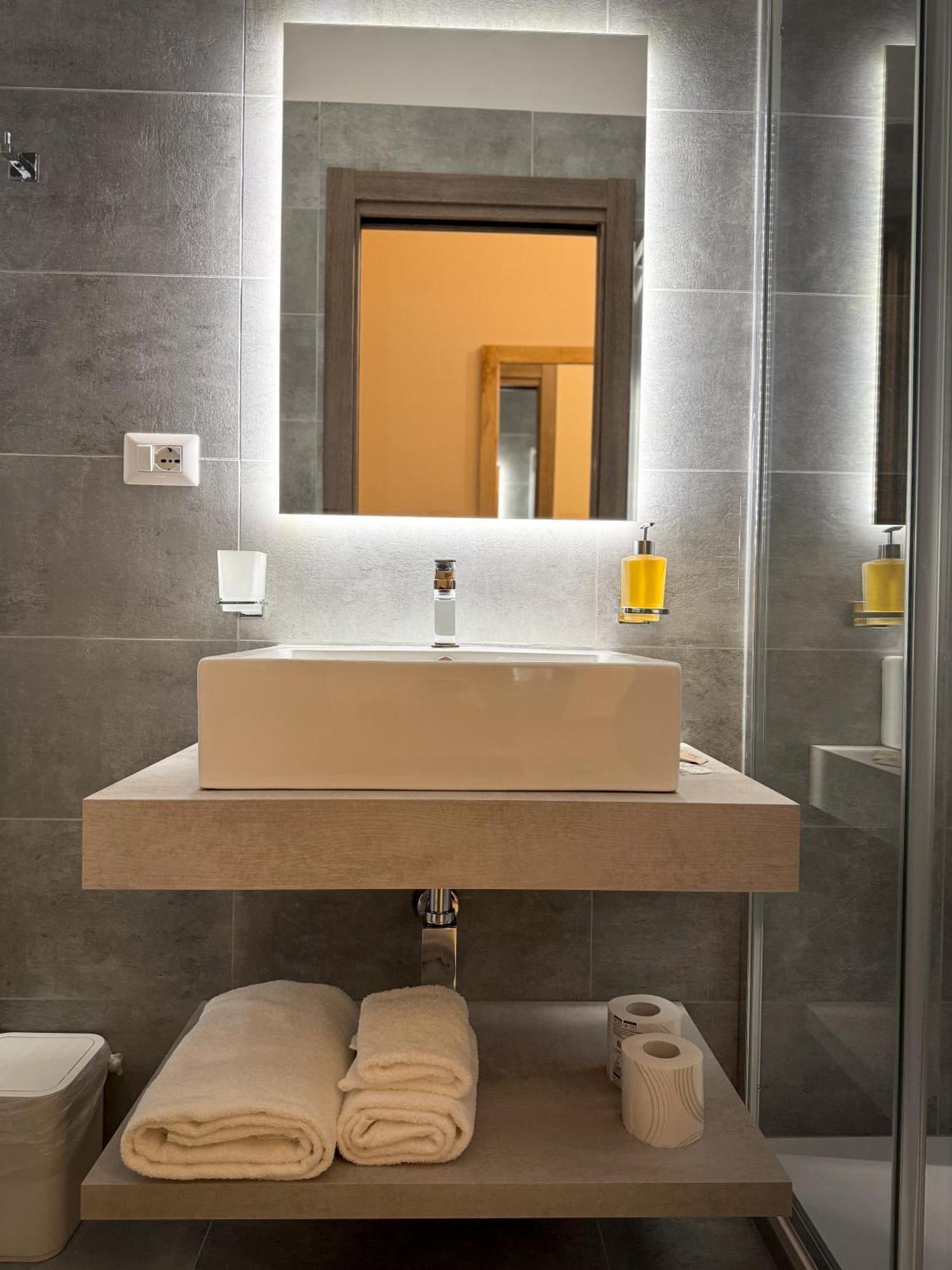 Diamond Vatican Apartment Rome Buitenkant foto
